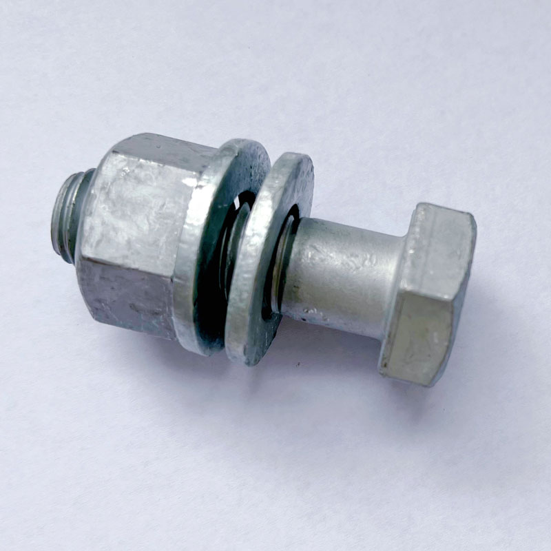 Como os fatores ambientais afetam os parafusos de aço inoxidável?